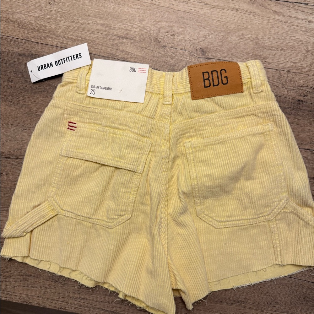 Size 26 Yellow Urban Outfitters Cut Off Jean Shorts - Picture 4 of 5